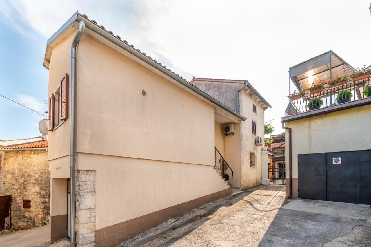 Apartman Palada Zminj Экстерьер фото