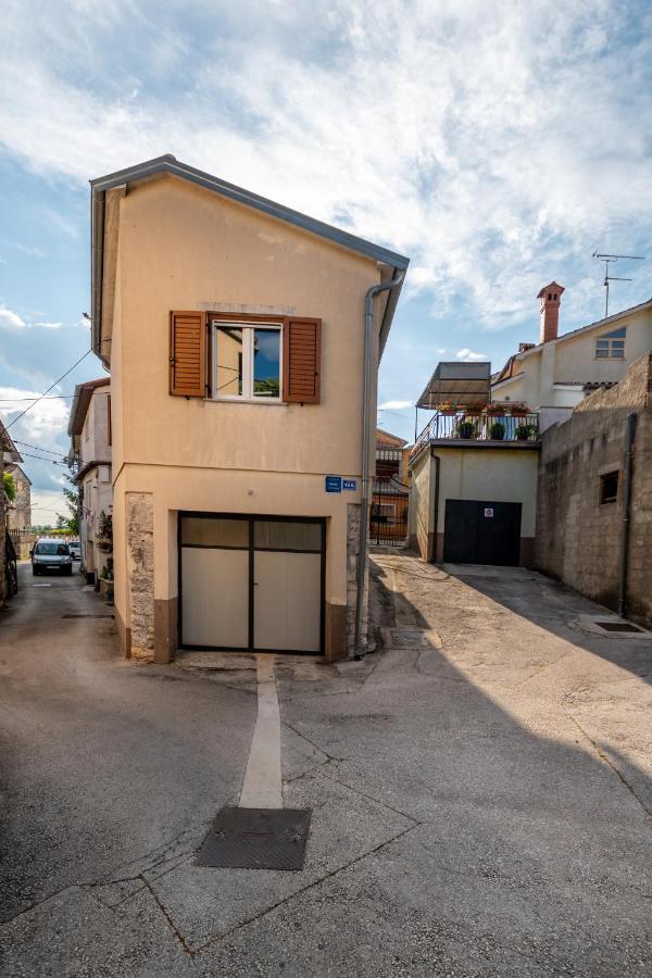 Apartman Palada Zminj Экстерьер фото